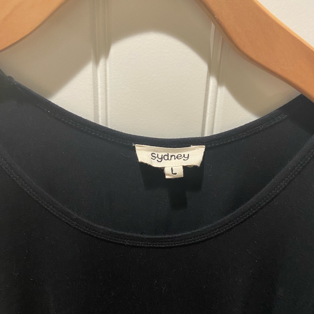 Sydney Large. Purchased from Pappagallo’s. Dressy glitter down back. Split sides